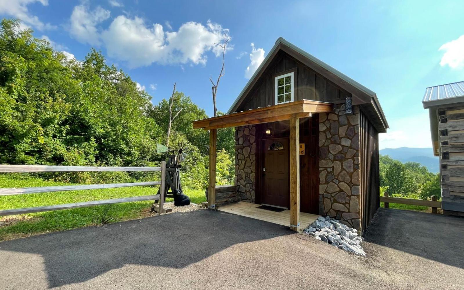 The Homestead And The Shed Gatlinburg Exterior photo